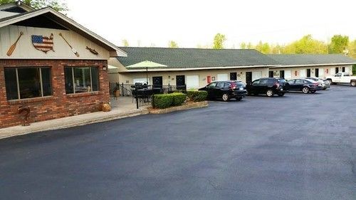 Kentucky Lake Inn Gilbertsville エクステリア 写真