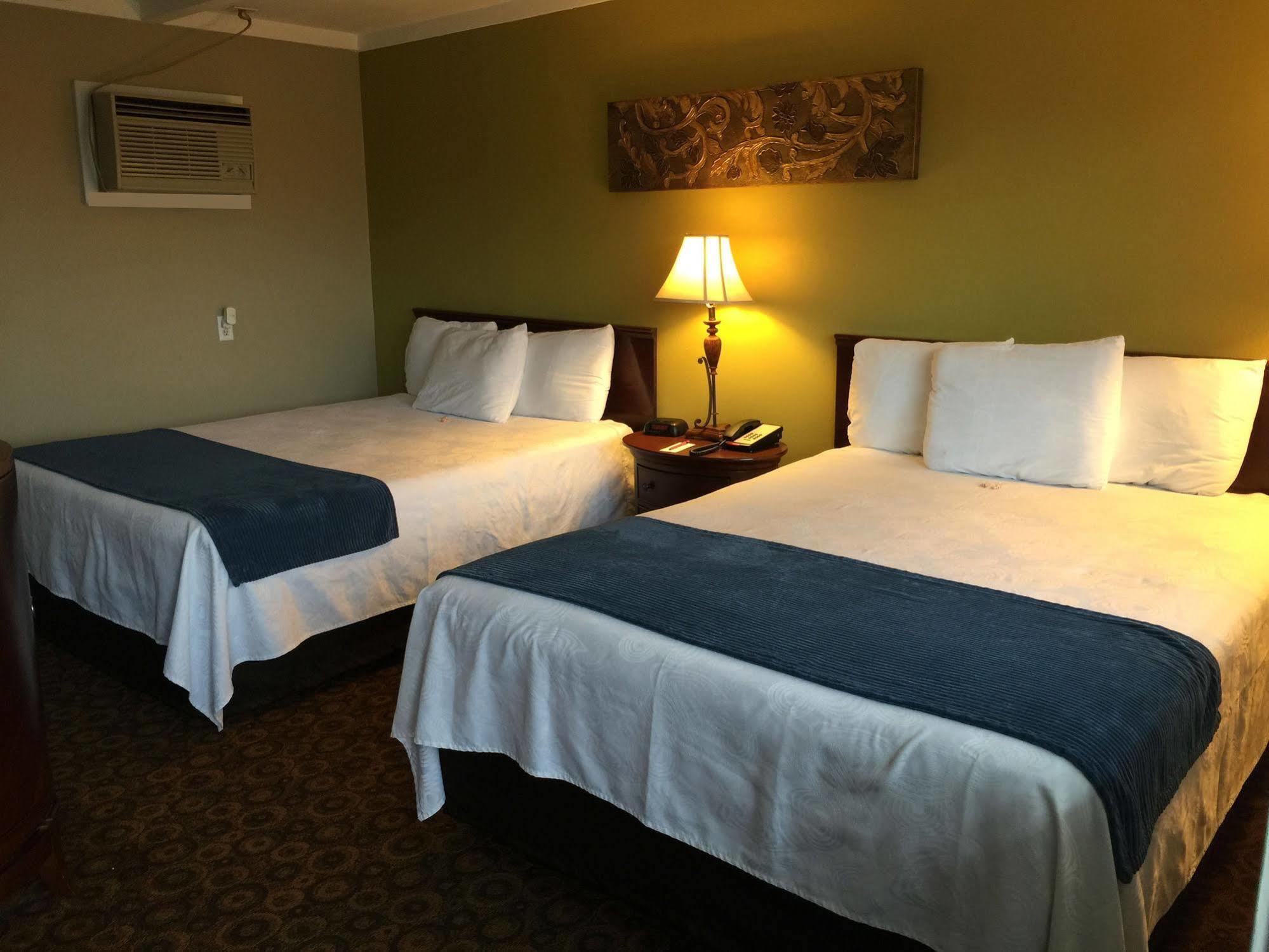 Kentucky Lake Inn Gilbertsville エクステリア 写真